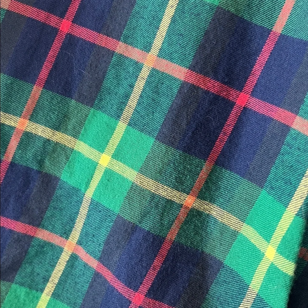 Ralph Lauren boy’s button up oxford plaid size large (14/16)